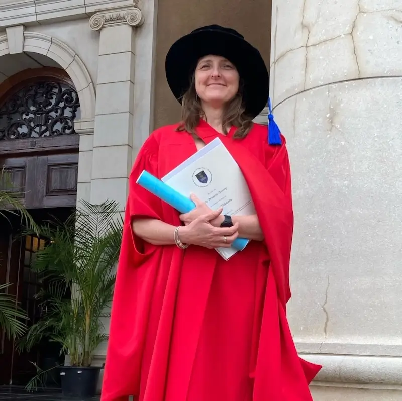 Dr Vicky Downing graduation from the University of Cape Town 800